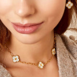NECKLACE THREE FLOWERS