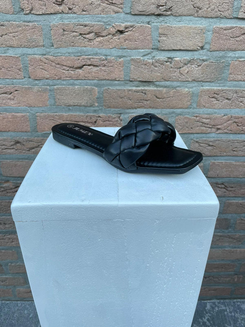 LUNA SLIDES